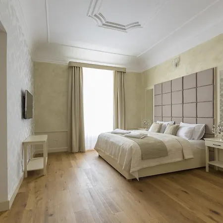 Wellness Republika 24 *