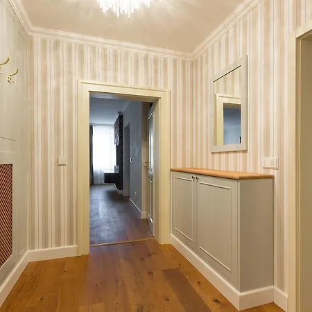 Appartement Wellness Republika 24 *
