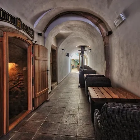 Wellness Republika 24 Apartment Plzen