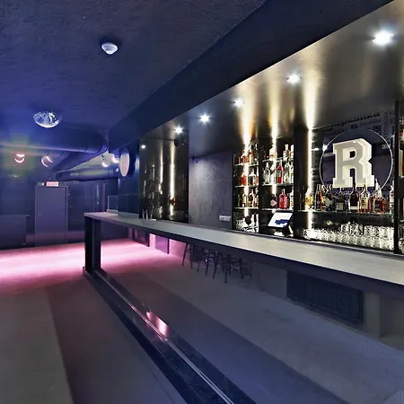 Wellness Republika 24 Apartman *