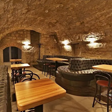 Wellness Republika 24 Apartment Plzen