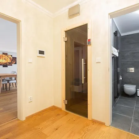 Wellness Republika 24 Apartment *