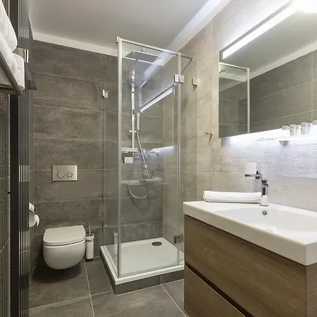 Wellness Republika 24 * Plzeň