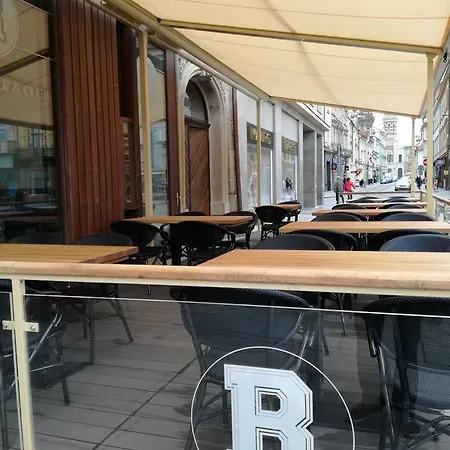 Wellness Republika 24 Apartment Plzen