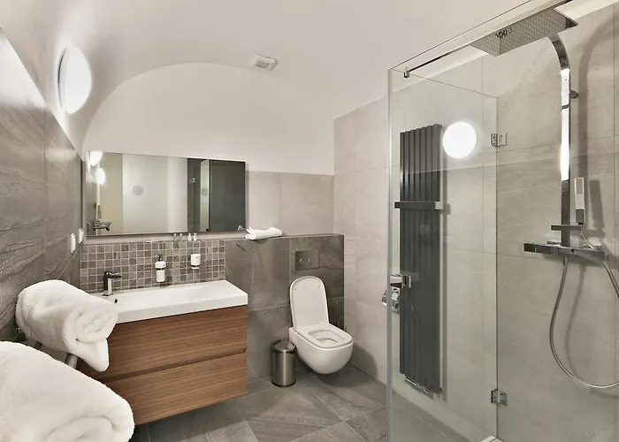 Wellness Republika 24 * פלזן