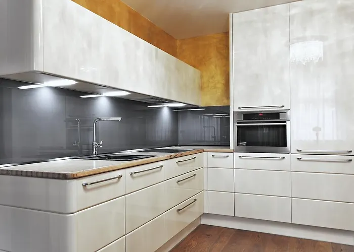 Wellness Republika 24 *